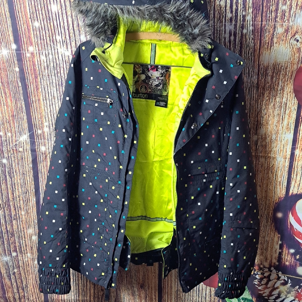 Burton Womans Med Ski/snowboarding Coat Dryride Look New Colored Blocked